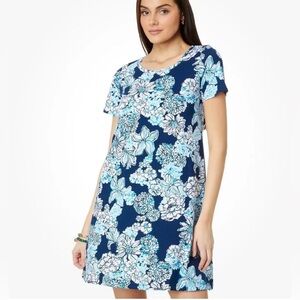 Lilly Pulitzer Cody T-shirt Dress in Low Tide Navy Bouquet All Day Size Medium